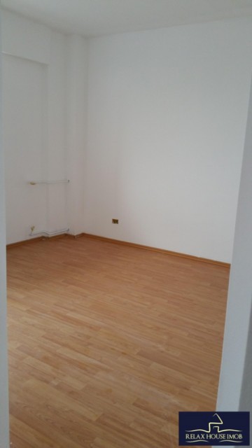 apartament-3-camere-confort-1-decomandat-in-ploiesti-zona-piata-mihai-viteazul-3
